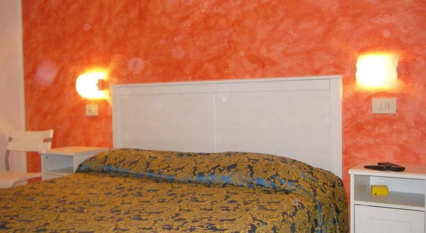 Hotel Spring ريميني المظهر الخارجي الصورة