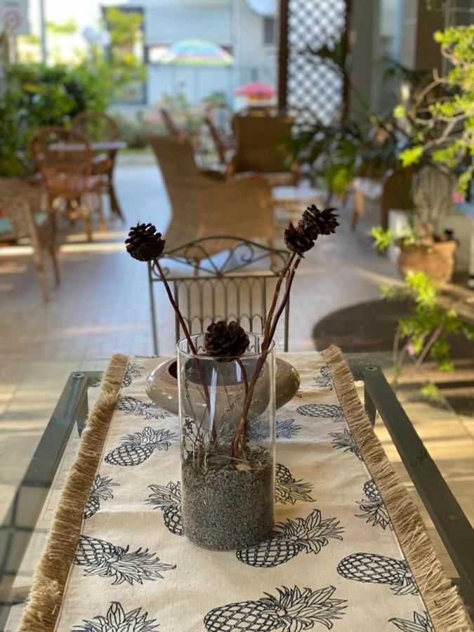 Hotel Spring ريميني المظهر الخارجي الصورة